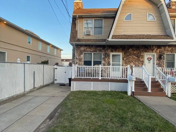 108 Russell St, Staten Island, NY 10308