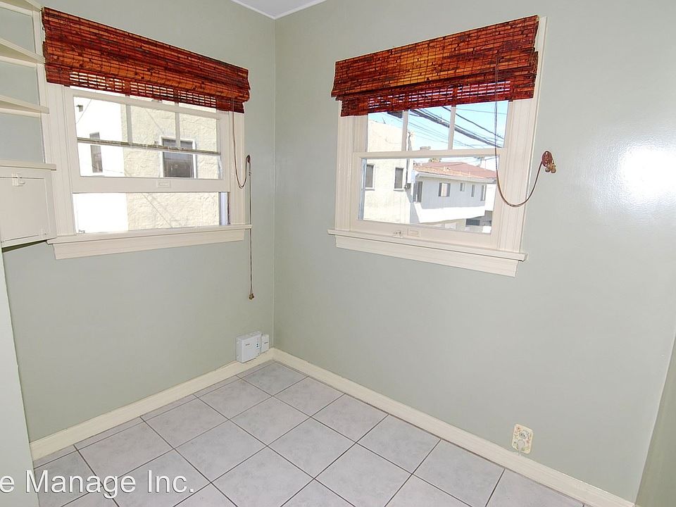 1st image of 284 Orizaba Ave