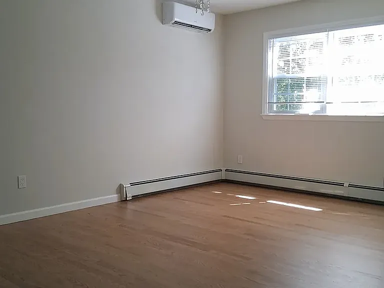 61 Bushwick St — Photo 18