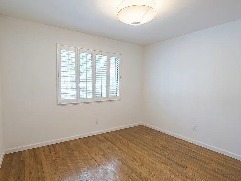 1106 Indian Way — Photo 21