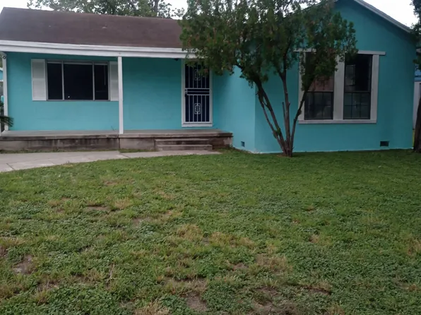 324 SW 8th St, Premont, TX 78375