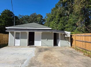 5809 Washington Ave, Ocean Springs, MS 39564