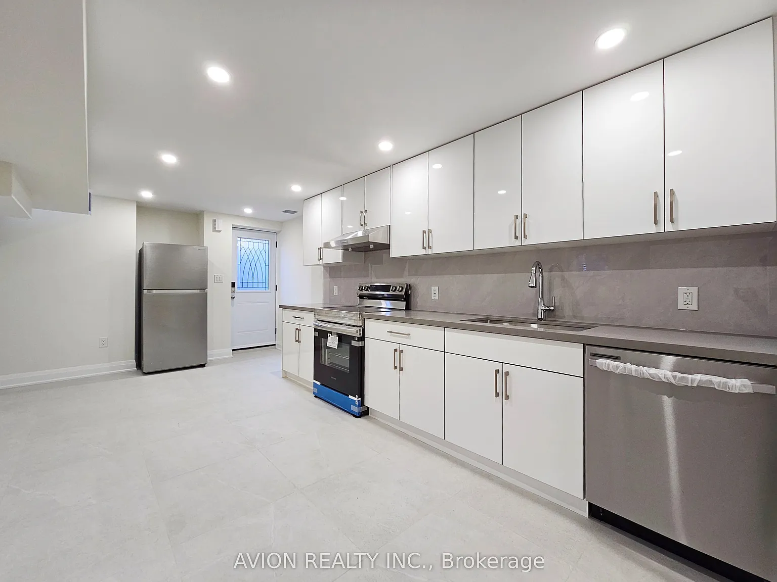 2 bed, $1,850 — Photo 3