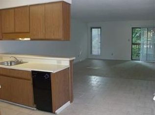 1414 Brookside Dr APT 102, Raleigh, NC 27604