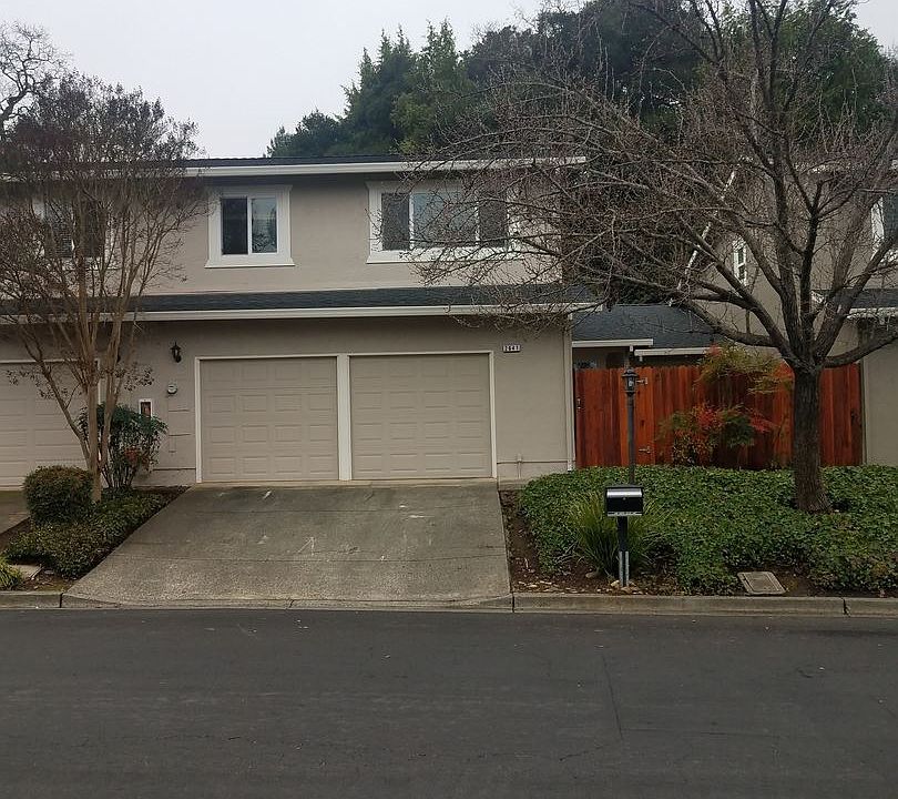 1st image of 2641 Hidden Valley Ln
