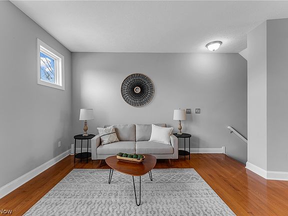 5th image of 3126 E 135th St #3