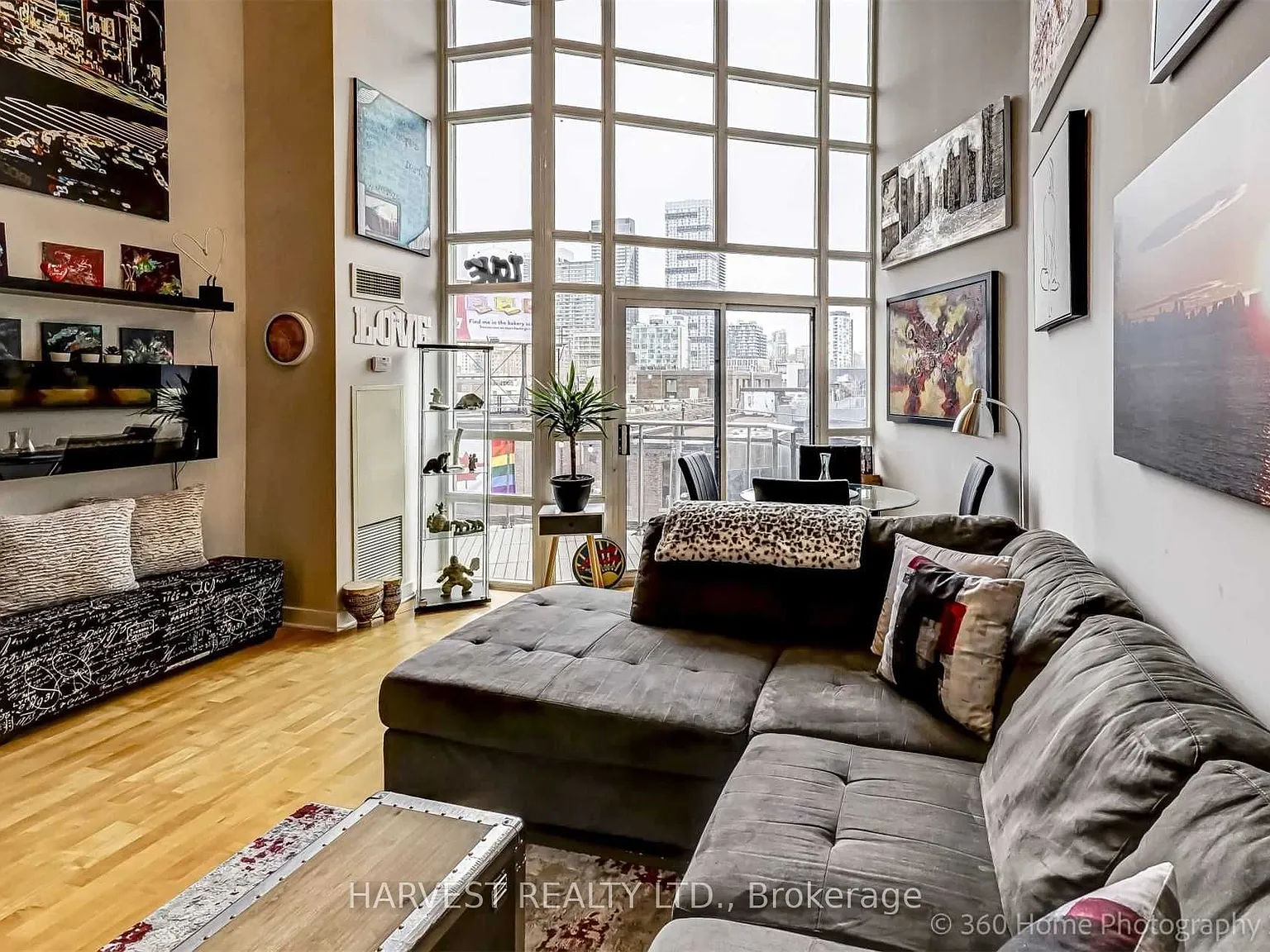 Space Lofts — Photo 3