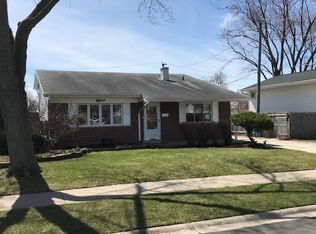 15 E Nevada Ave, Glendale Heights, IL 60139