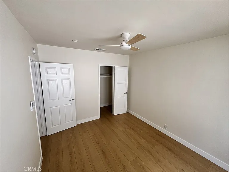 974 W 5th St — Photo 21