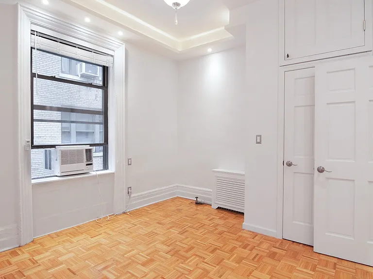 853 7th Ave #11F — Photo 12