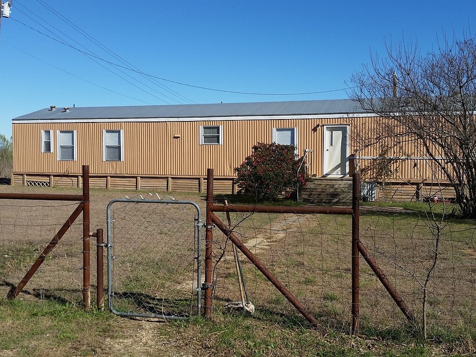 2nd image of 11810 N Highway 183