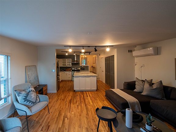 4th image of 2631 Alco Ave