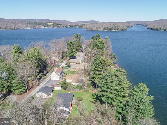 5th image of 2332 Paradise Point Rd