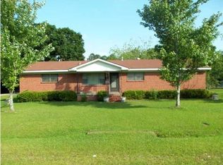 2462 Robin Hood Dr, Mobile, AL 36605