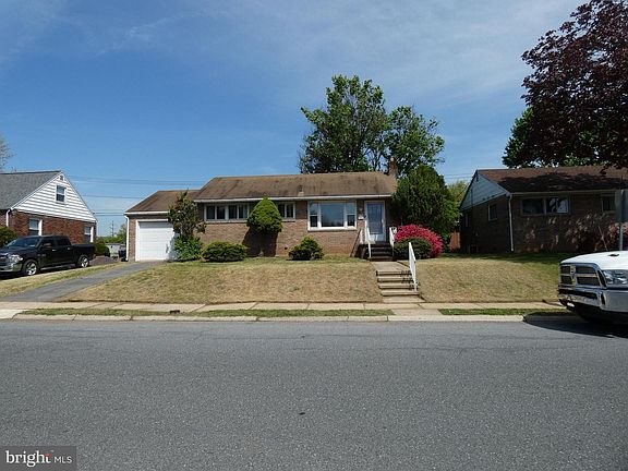 2nd image of 2703 Garfield Ave