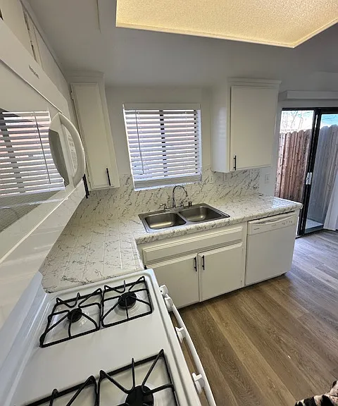 New kitchen