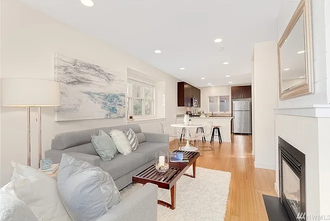 3819 S Angeline St — Photo 5