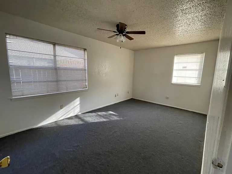 610 N Elkhart Ave #B — Photo 4