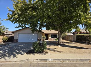 1830 S Julieann Ct, Visalia, CA 93277