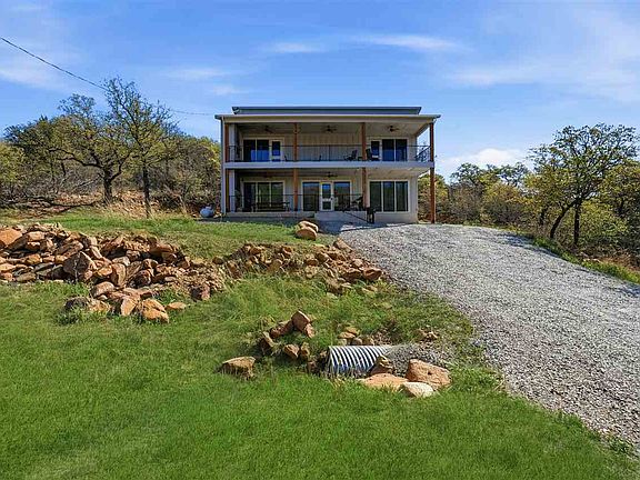 2nd image of 217/221 Merry Circle Dr