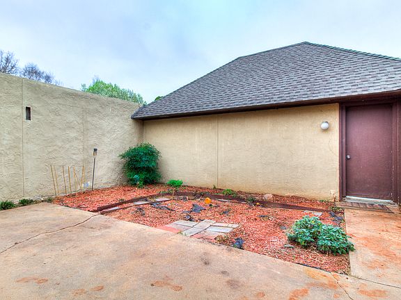 4th image of 4302 Saint Patrick Dr