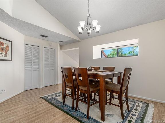 3rd image of 203 Sea Oats Dr APT H