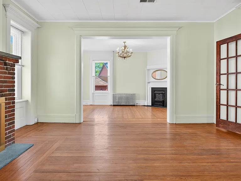 21 Ulster Ave #A — Photo 12