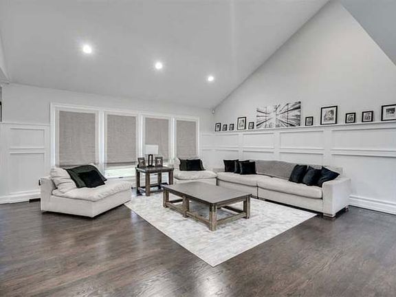 2nd image of 7 Fawn Ln