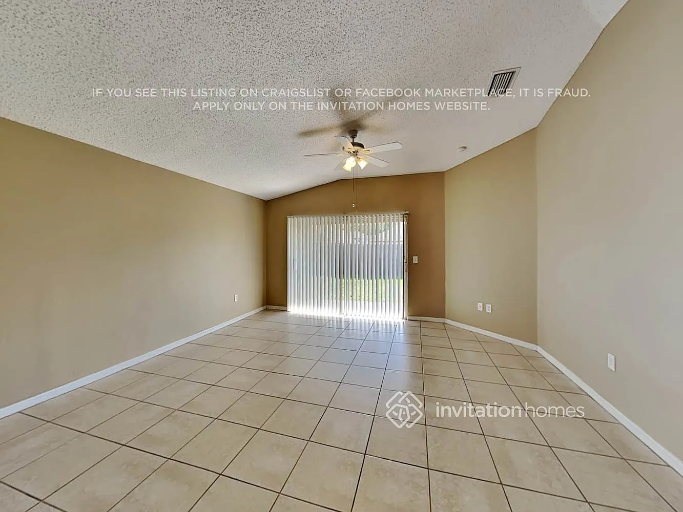 563 Lindsay Anne Ct Plant City, FL 33563 — Photo 3