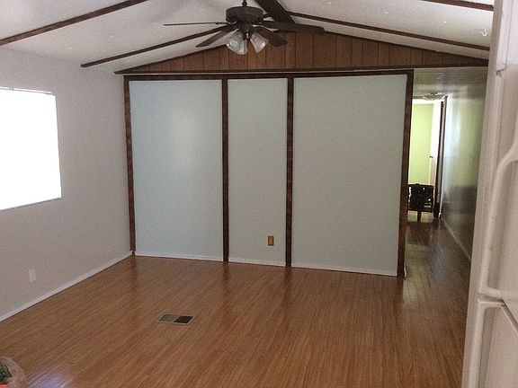4th image of 5055 Birchwood Dr