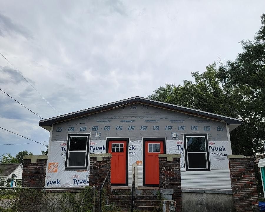 1st image of 612 N East St #A