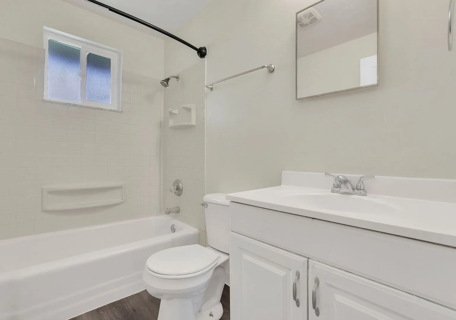 861 Kingsford Rd — Photo 3