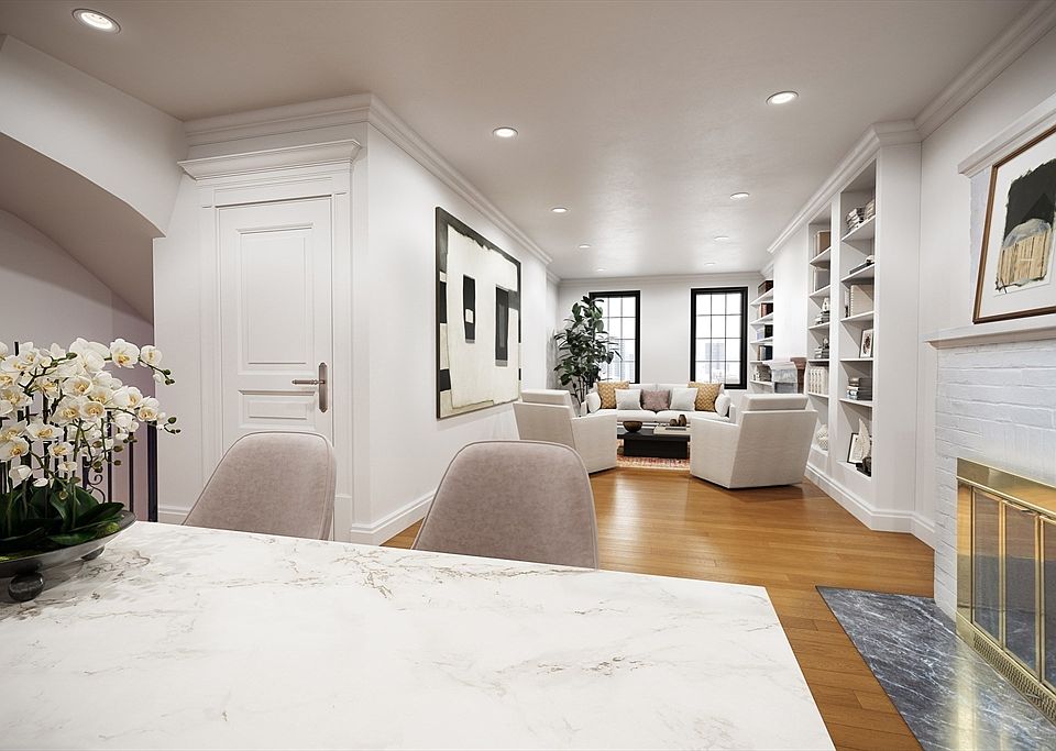 1st image of 4 Derne St Suite 1