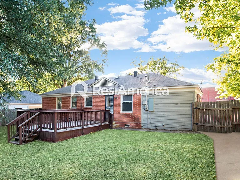 3820 Bishops Bridge Rd — Photo 12