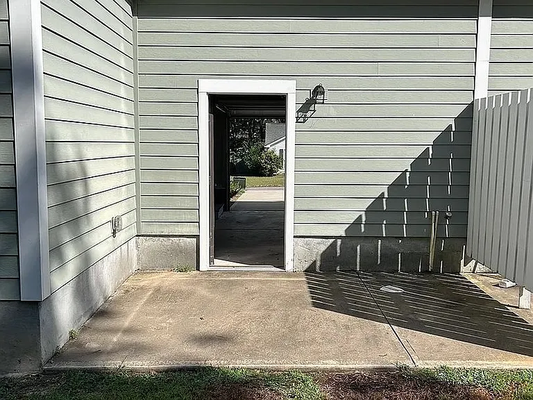 240 Carriage Ln — Photo 51