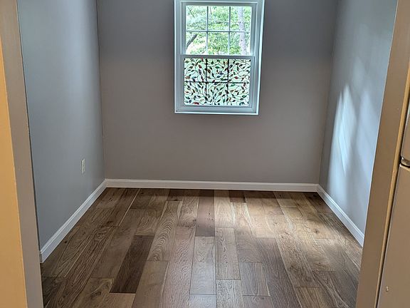 5th image of 2 Louisburg Sq APT 8