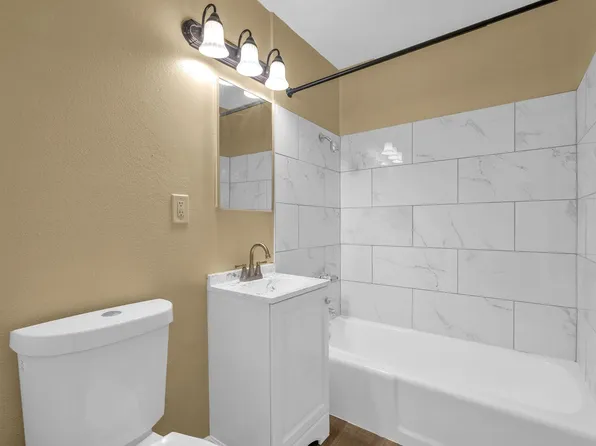 411 W Lohart Ave, 411 W Lohart Ave APT 2, Montebello, CA 90640