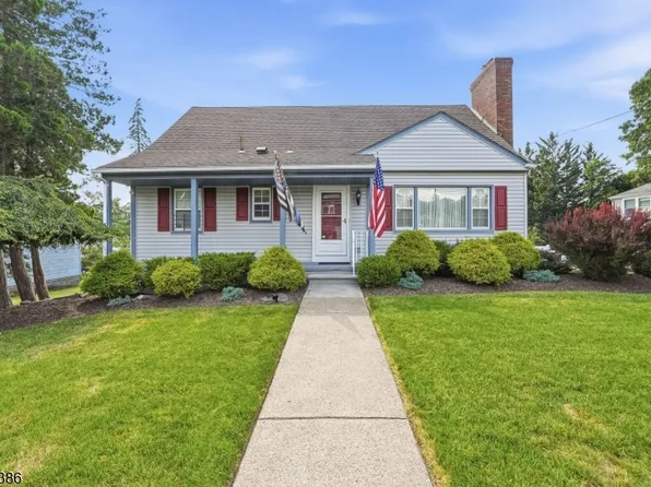 161 Manchester Ave, North Haledon Boro, NJ 07508