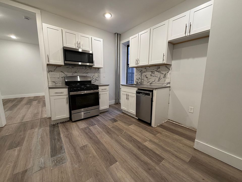 1st image of 158 Bergen Ave APT 24
