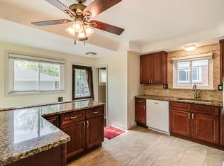 8045 Randy Dr, Westland, MI 48185