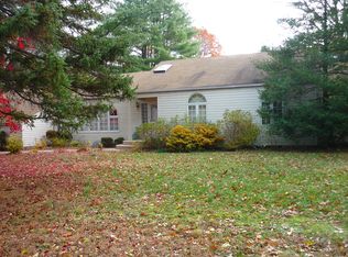 96 Goose Hill Rd, Cold Spring Harbor, NY 11724