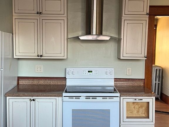 Range / Hood Vent