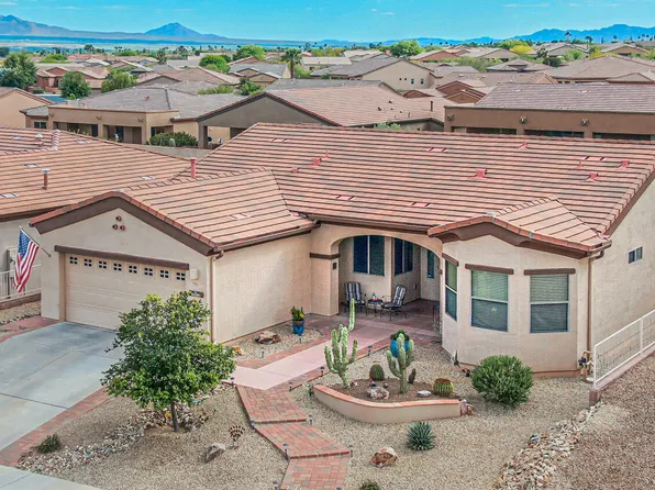 955 W Bosch Dr, Green Valley, AZ 85614