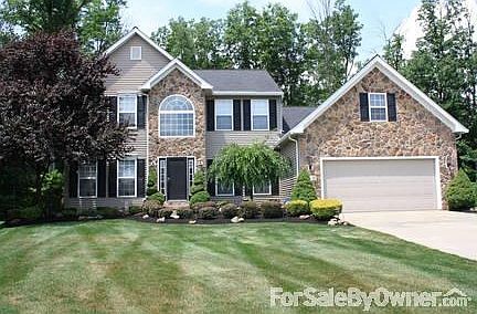 Beautiful Curb Appeal
						:
						Private wooded side and back lot
