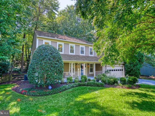 5823 Colfax Ave, Alexandria, VA 22311