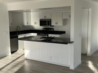 217 Dolphin Way APT F, Laguna Beach, CA 92651