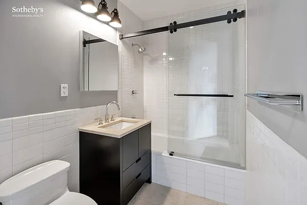 Sold by Sotheby's International Realty | media 13