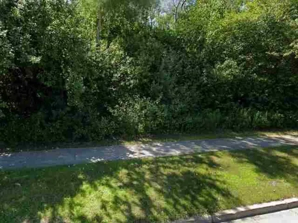 1112 E Wackerly St, Midland, MI 48642