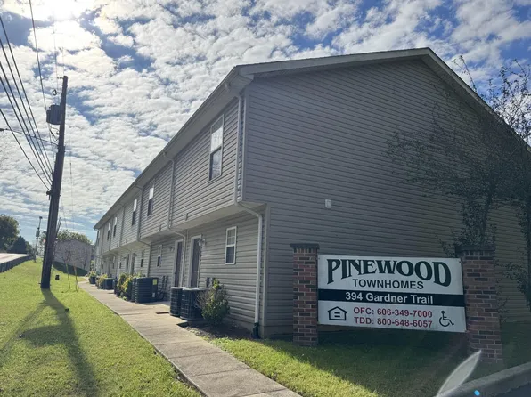 615 Gardner Trl, Salyersville, KY 41465