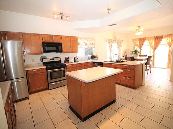 Kitchen and Breakfast Nook